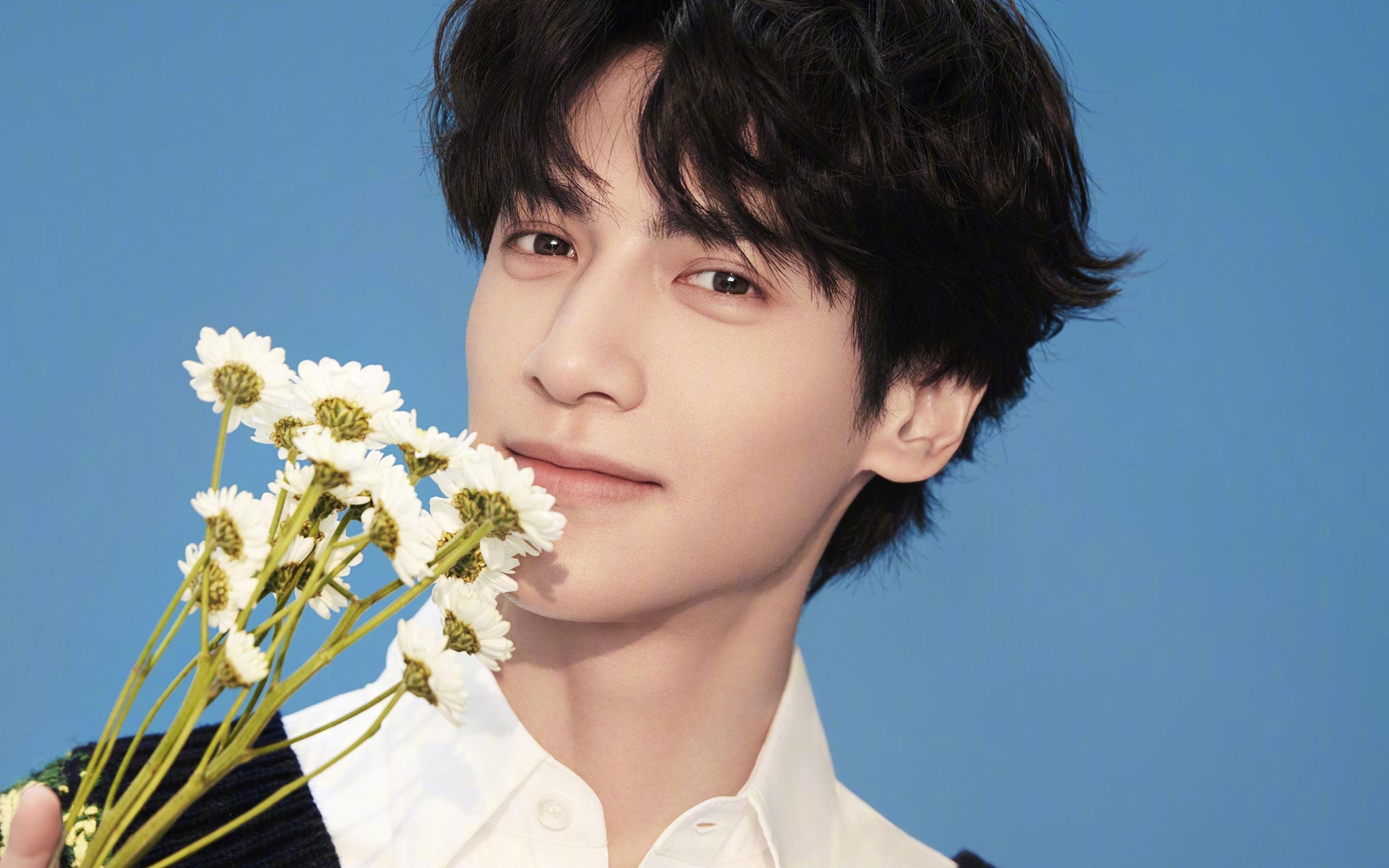 摩洛哥队在巴黎奥运会男足比赛中表现出色，赢得银牌，摩洛哥足球队